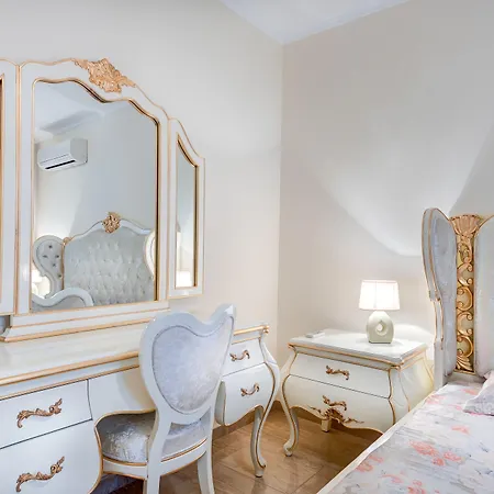 Lägenhetshotell Esteban Vip Club 4*