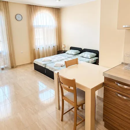Esteban Vip Club Aparthotel Nesebar