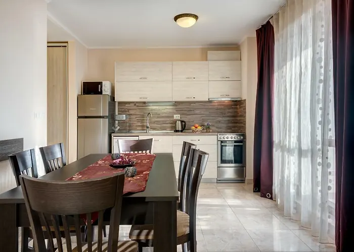 Esteban Vip Club 4* 内塞伯尔