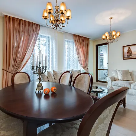 Esteban Vip Club Aparthotel 4*