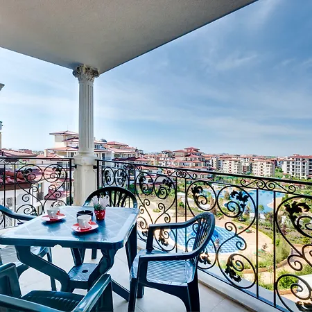 Aparthotel Esteban Vip Club