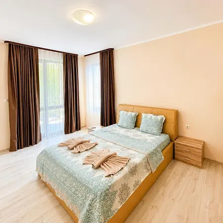 Esteban Vip Club Lägenhetshotell Nesebar