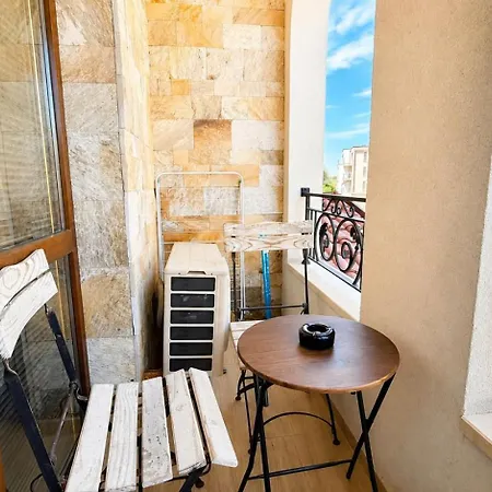 Esteban Vip Club Lägenhetshotell Nesebar