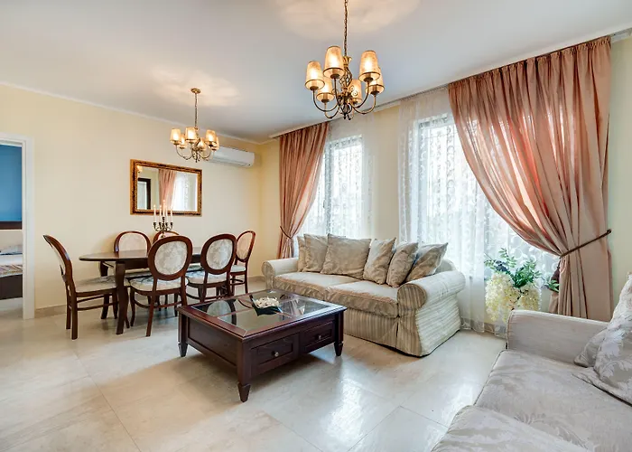 Esteban Vip Club Lejlighedshotel 4*